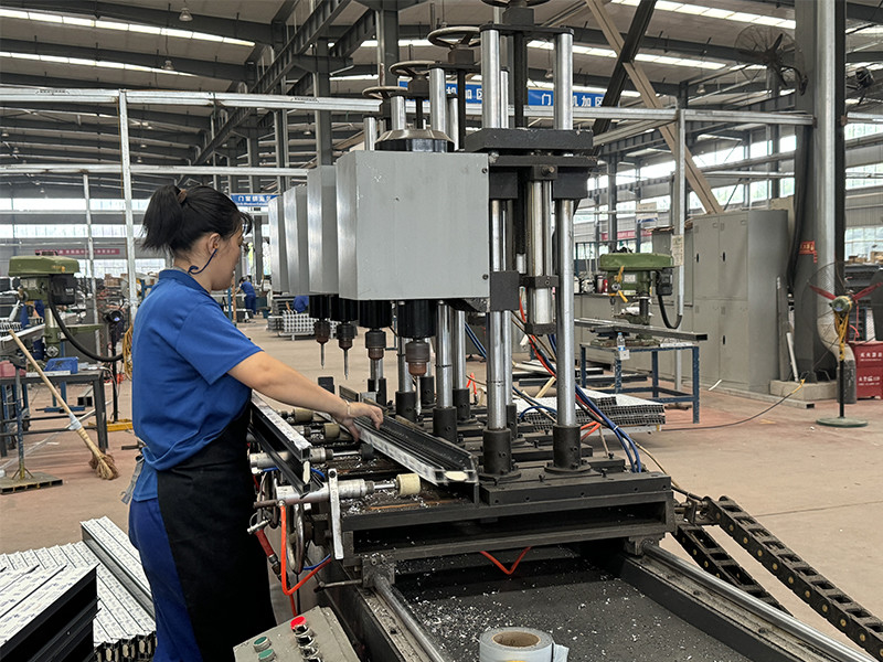 Shiny-Control Technology Develop (Beijing) Co., Ltd. manufacturer production line